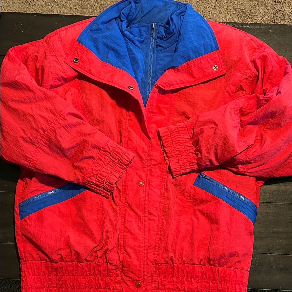 Vintage London Fog Vibrant Red Ski Jacket with Blue Highlights
